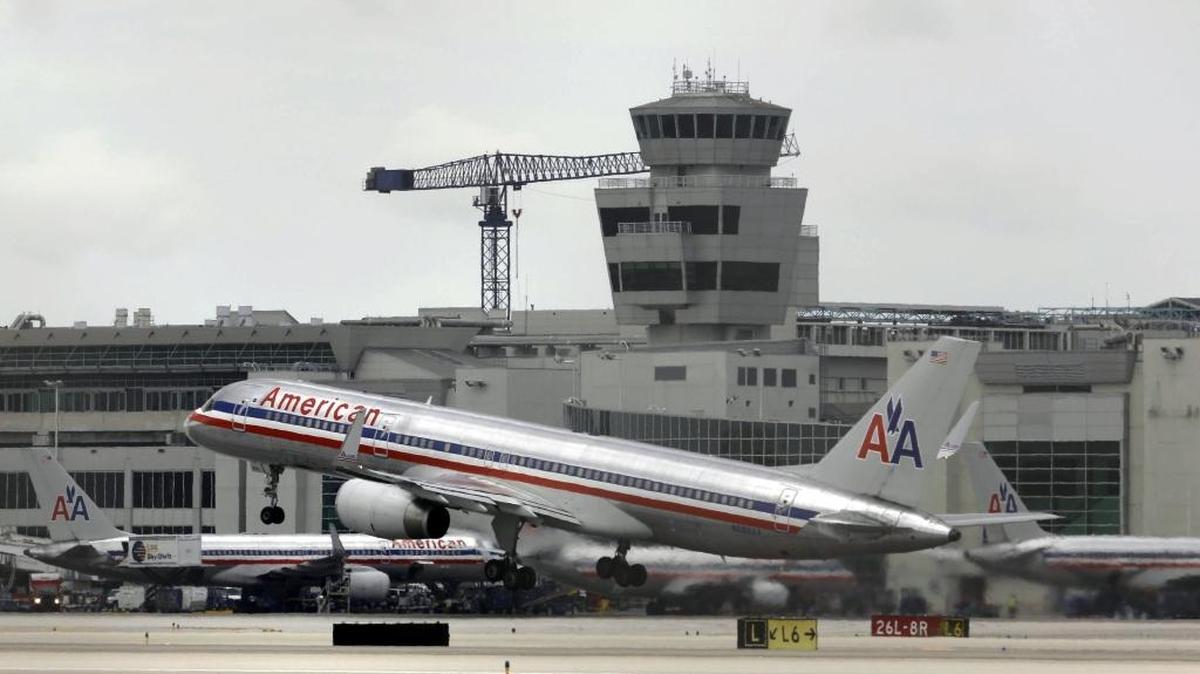 Miami International Airport closed for three days during Hurricane Irma, and traffic plunged in September. Vendors at the county-owned facility now want a rent break into 2018.