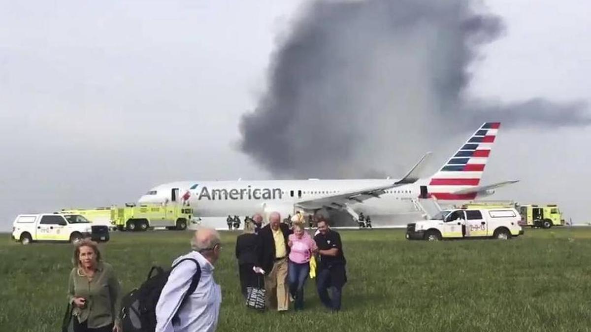 Flight destined for Miami catches fire in O’Hare and injures 20.
