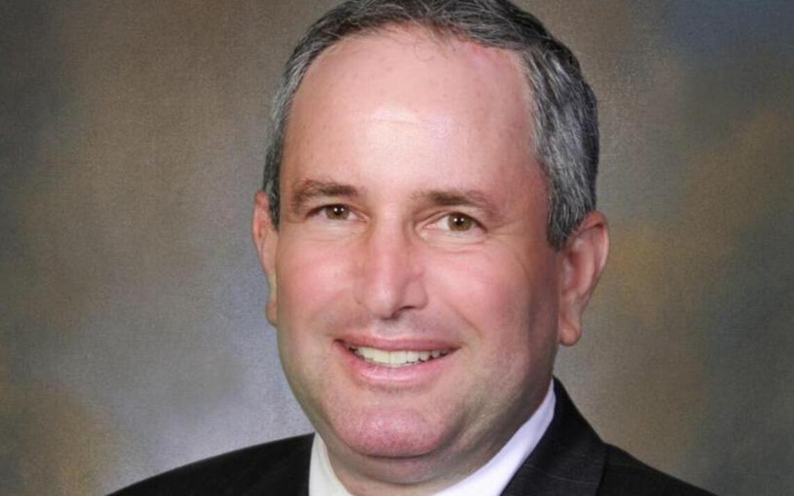 Incumbent Palmetto Bay vice mayor re-elected in runoff elections
