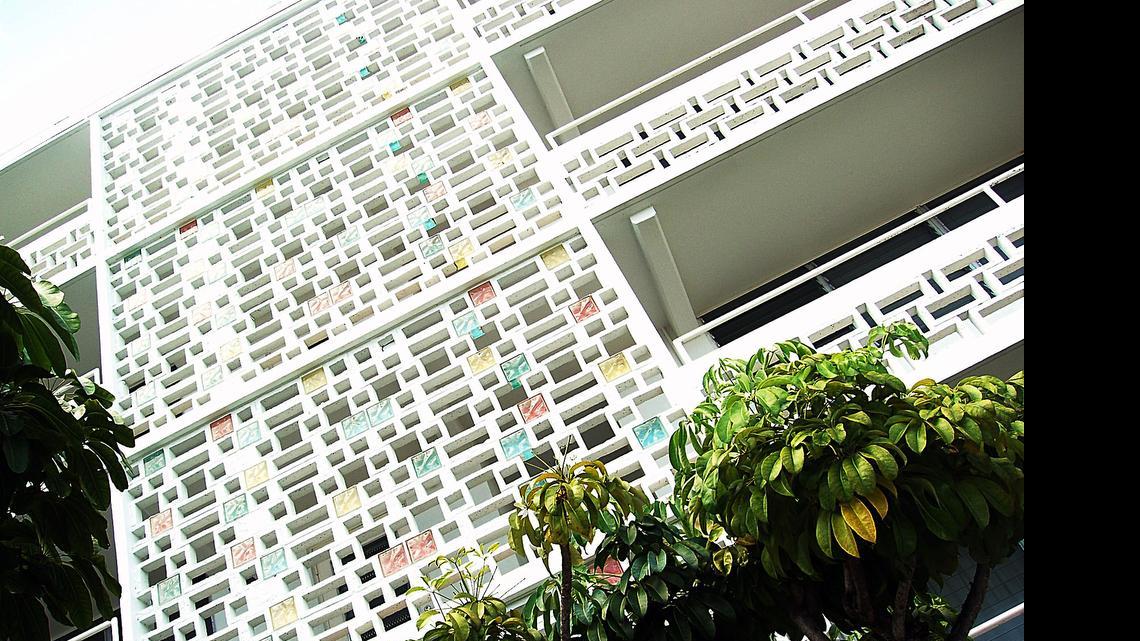 
Bay Harbor Continental
