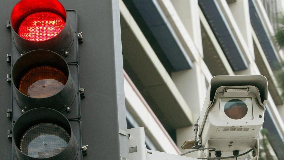 
A file photo of a red light camera setup in Los Angeles.
