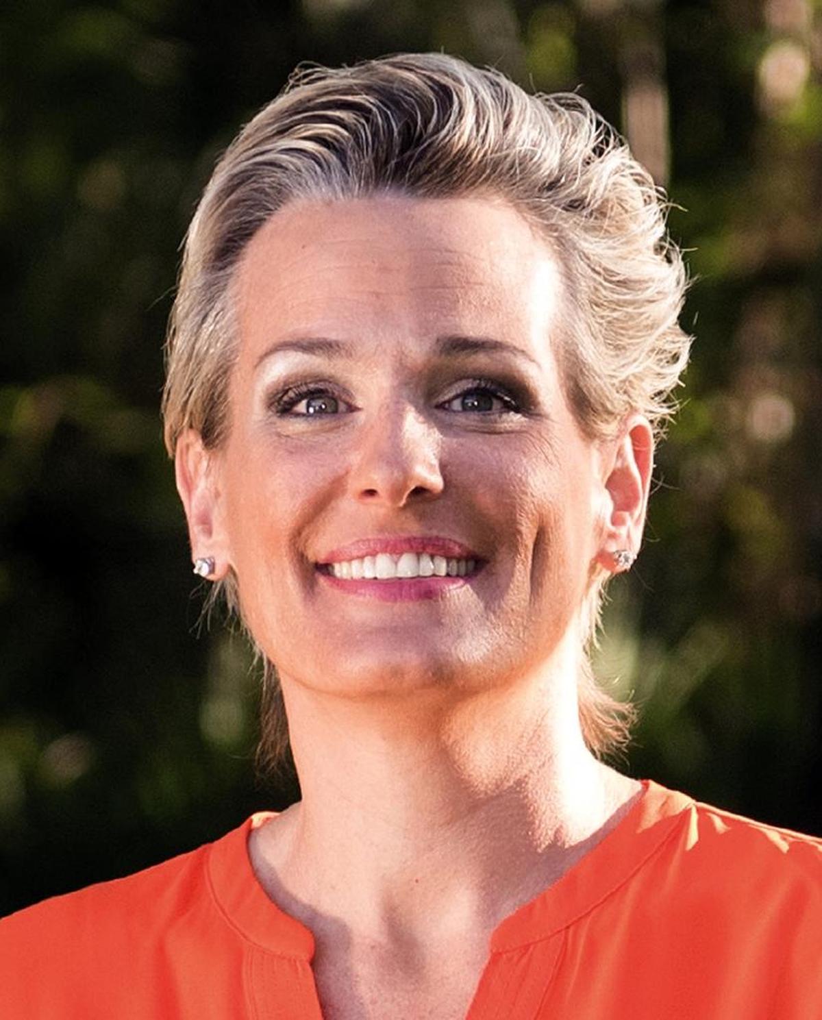 Anna Hochkammer, candidate for Pinecrest village council.