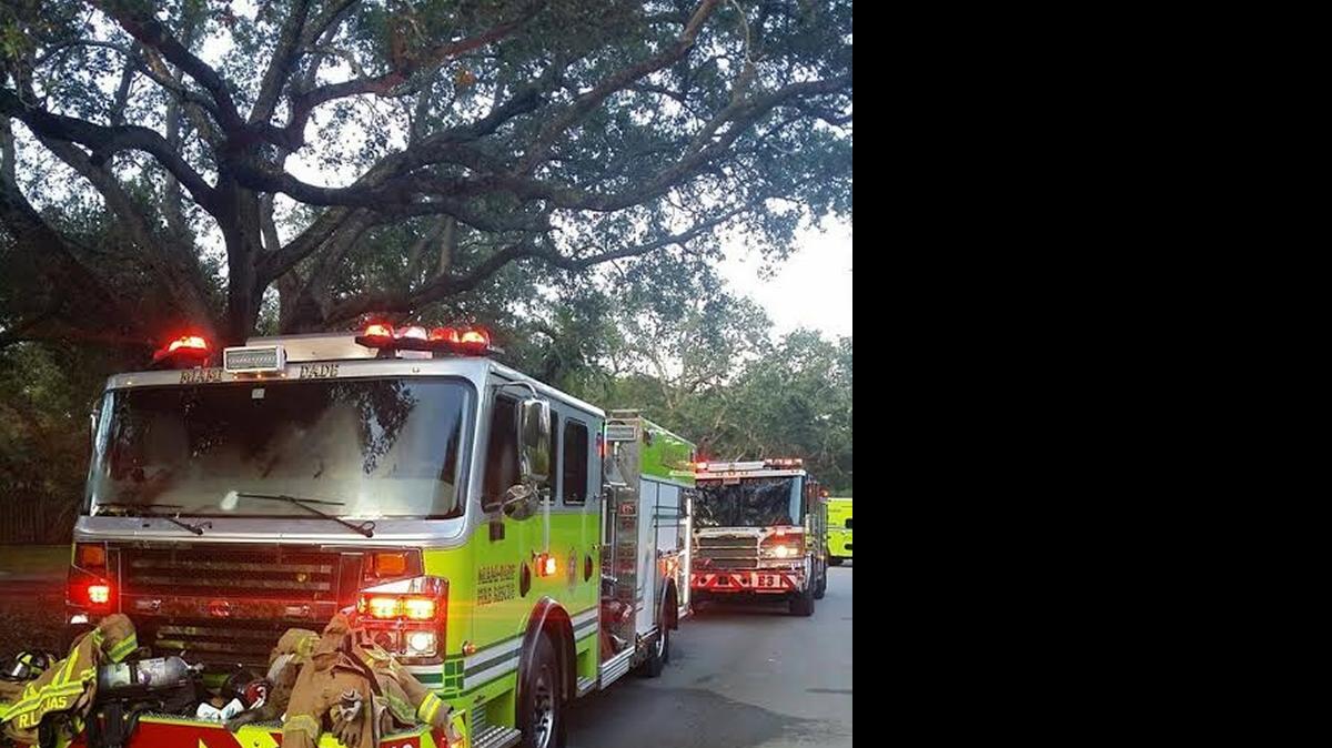 
Two firefighters were injured Wednesday while extinguishing a blaze in a Southwest Miami-Dade home that likely began with a pan of fried fish left on the stove.
