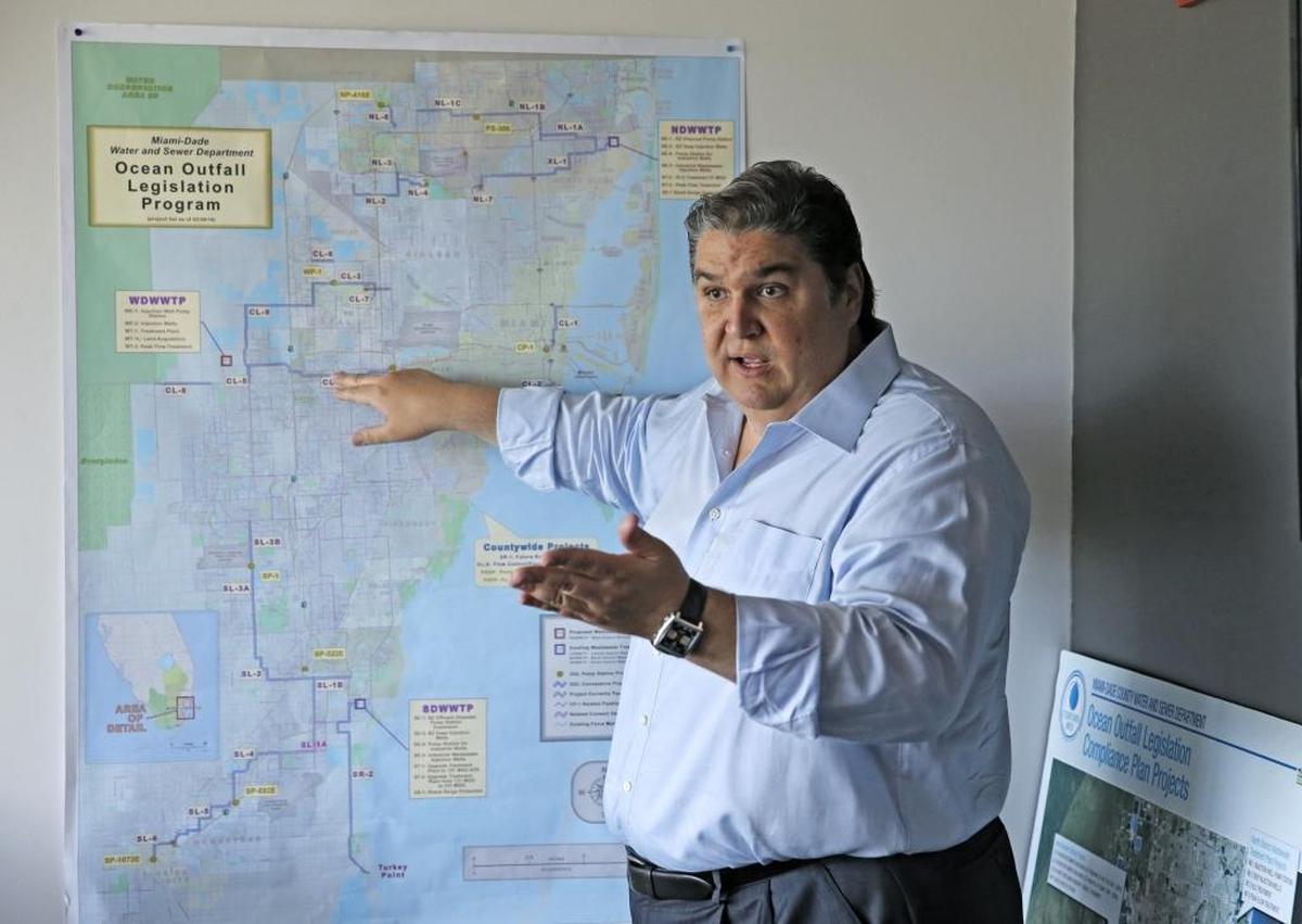 Rafael A. Garcia-Toledo, president of G-T Construction Group, a sub-contractor on various Miami-Dade County projects, during a 2016 interview at engineering firm CH2M Hill’s Miami offices. Garcia-Toledo accompanied county officials on an exclusive March 15, 2018, tour of a Chinese factory making a “trackless train” that could be an alternative to expanding Metrorail into the suburbs.