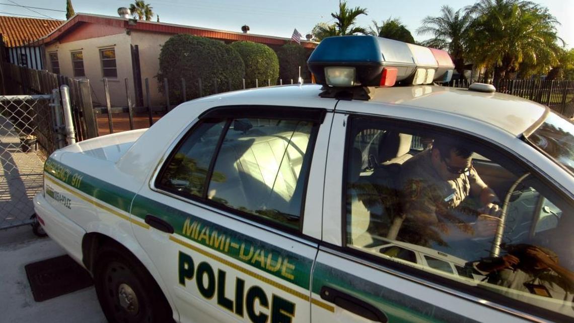 The Miami-Dade Police Department is running out of traffic-ticket books as they try to transition to an electronic citation filing system. When the system is running, officers will be able to file citations from their laptops.