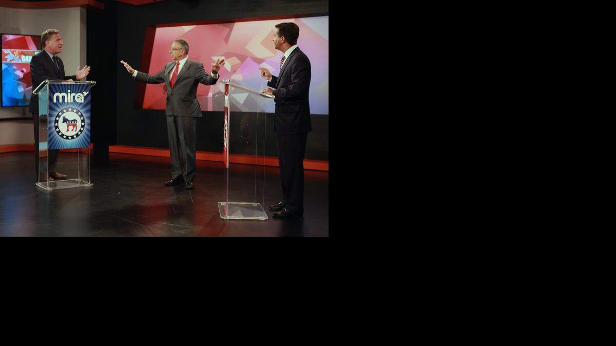 
Roberto Rodriguez Tejera hosted a debate Tuesday night between Democratic U.S. Rep. Joe Garcia and Republican challenger Carlos Curbelo on Mira TV.
