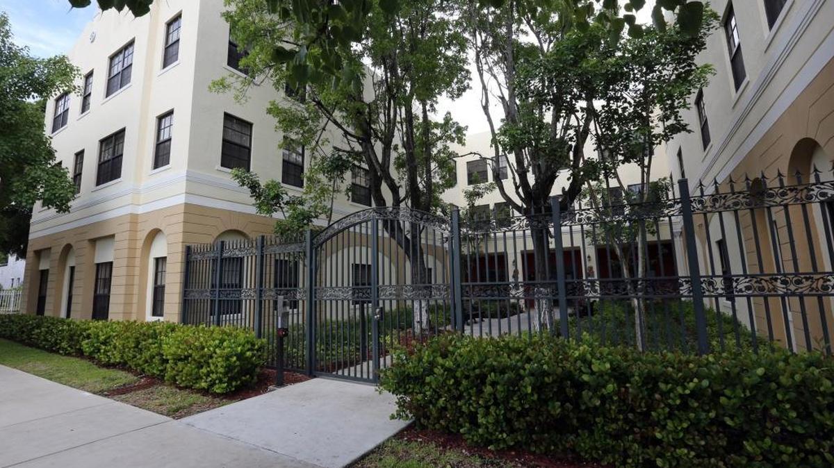 Edificio Pineiro, by Miami’s biggest developer, the Related Group, is being examined as part of a federal investigation of the affordable housing industry.