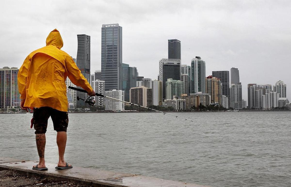 A strong weather system might move across the region this weekend, according to the National Weather Service. Miami Herald file.