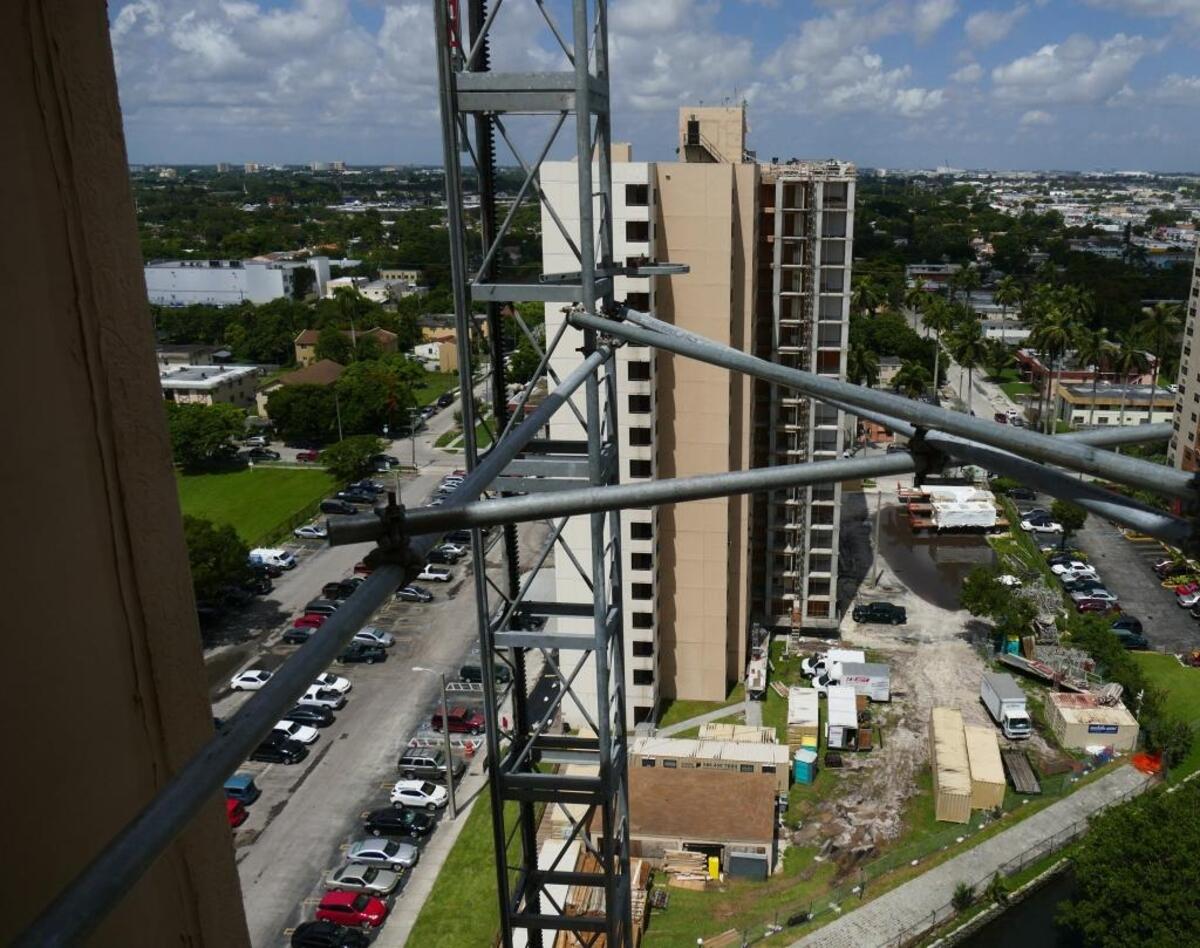 The Civic Towers at 1400 NW 19th St. in Allapattah, where a gut renovation of two affordable senior towers conducted with public financial assistance, has ground to a halt. Dozens of families are living in a construction zone, waiting for some progress.