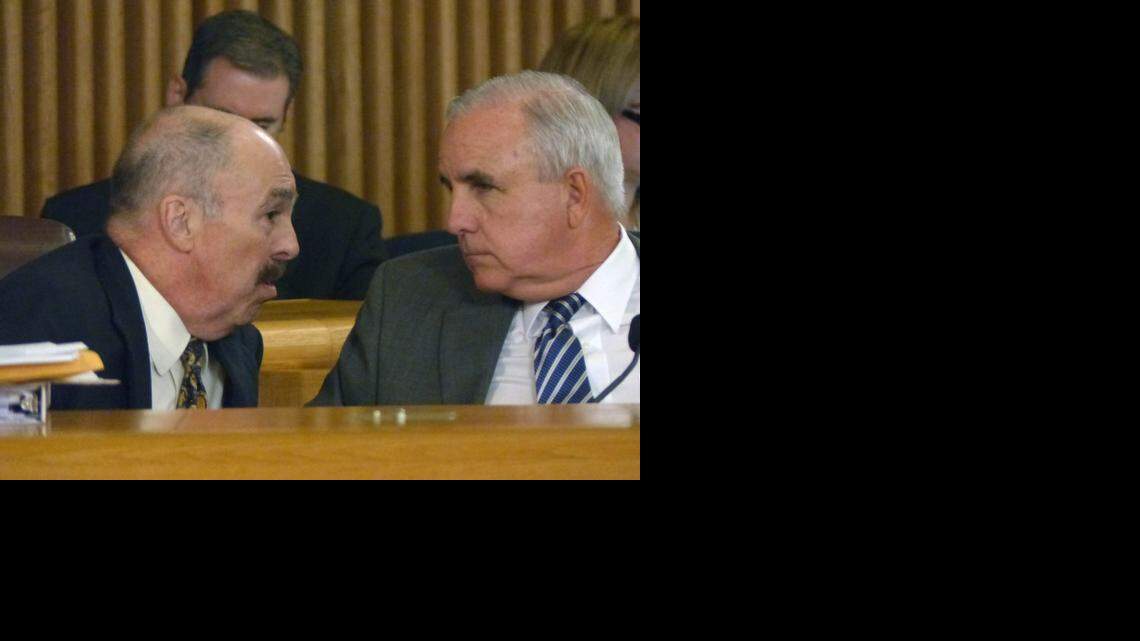 ‘ICONIC BUILDING’:  Mayor Carlos Gimenez, right, calls SkyRise a ‘game-changer’ for the local economy.