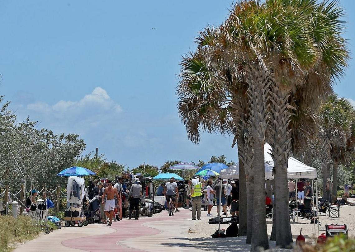 Crews film along Miami Beach near 72nd Street in 2017 for the FX series ‘Assassination of Gianni Versace: American Crime Story.’