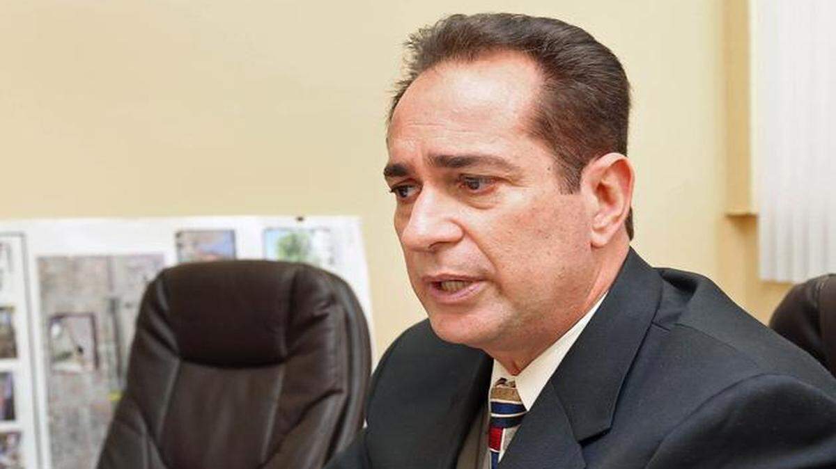 
Sweetwater Mayor Jose M. Diaz talks about the Elder Affairs audit of the Sweetwater Senior Center on Tuesday, Dec. 3, 2014.
