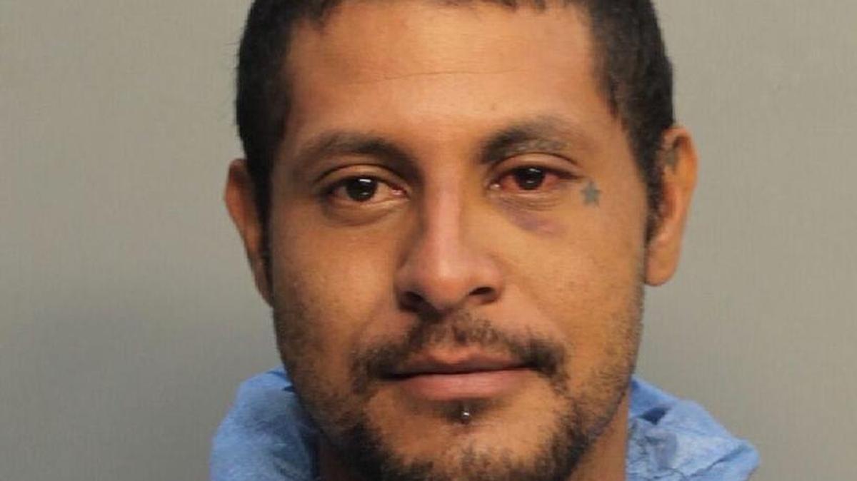 
Enrique Mencia Ponce, 32, confessed to fighting the victim, punching him in the face and choking him, according to police. He is accused of second-degree murder.
