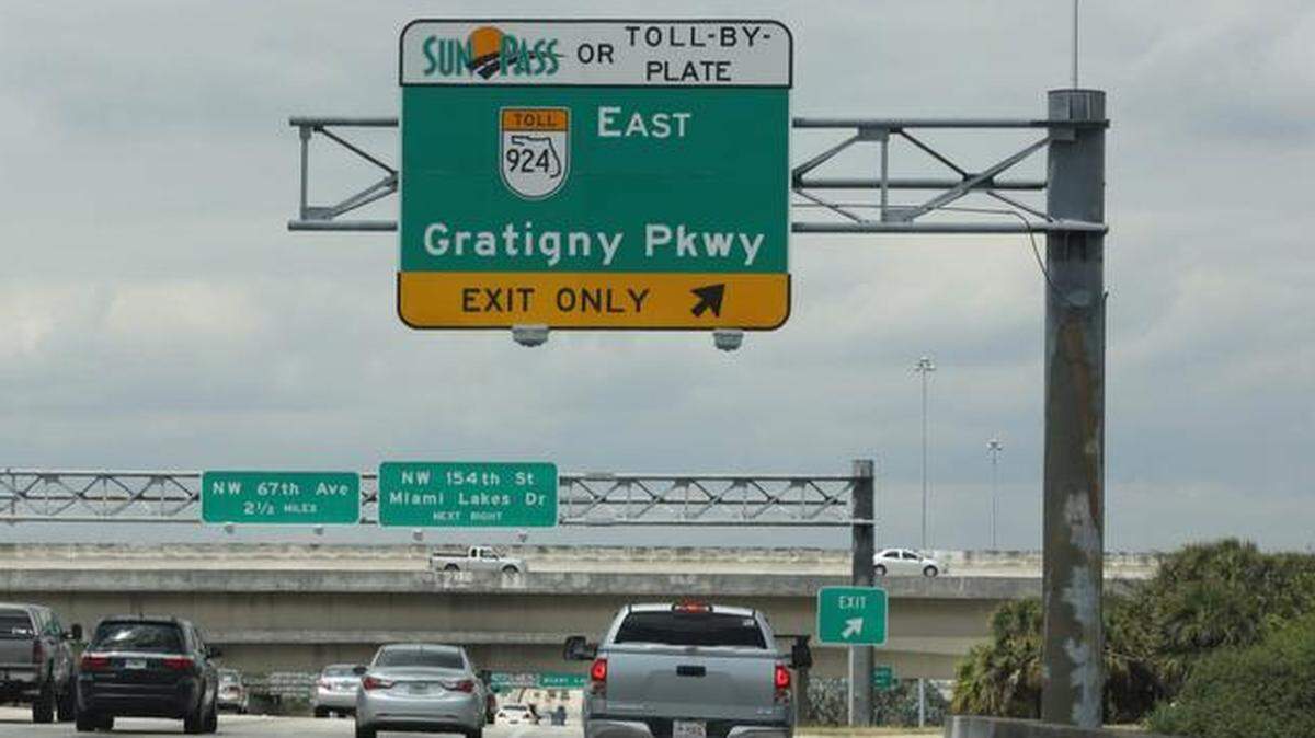 The Miami-Dade Expressway Authority is reviving a rebate program for drivers who pay the most on the five toll expressways it manages.
