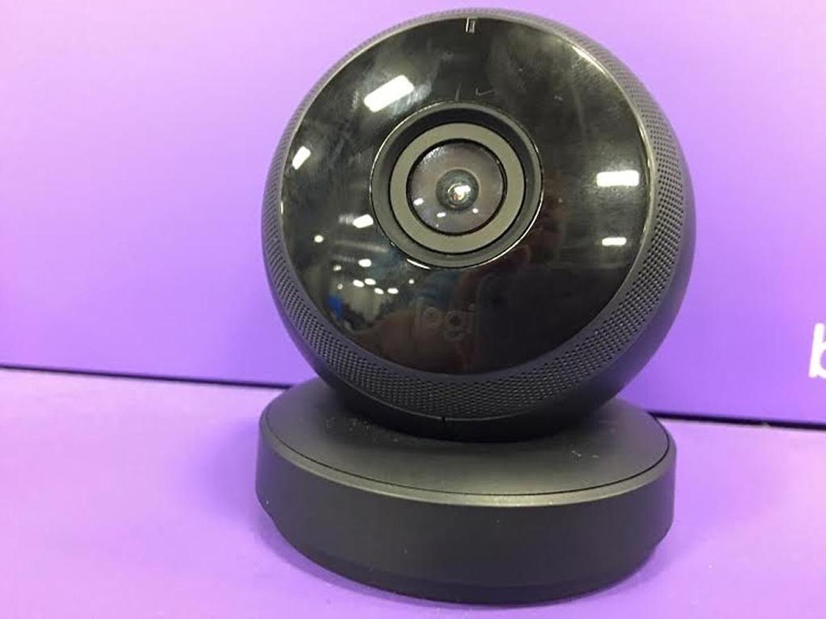 The Logitech Logi smart camera circle.