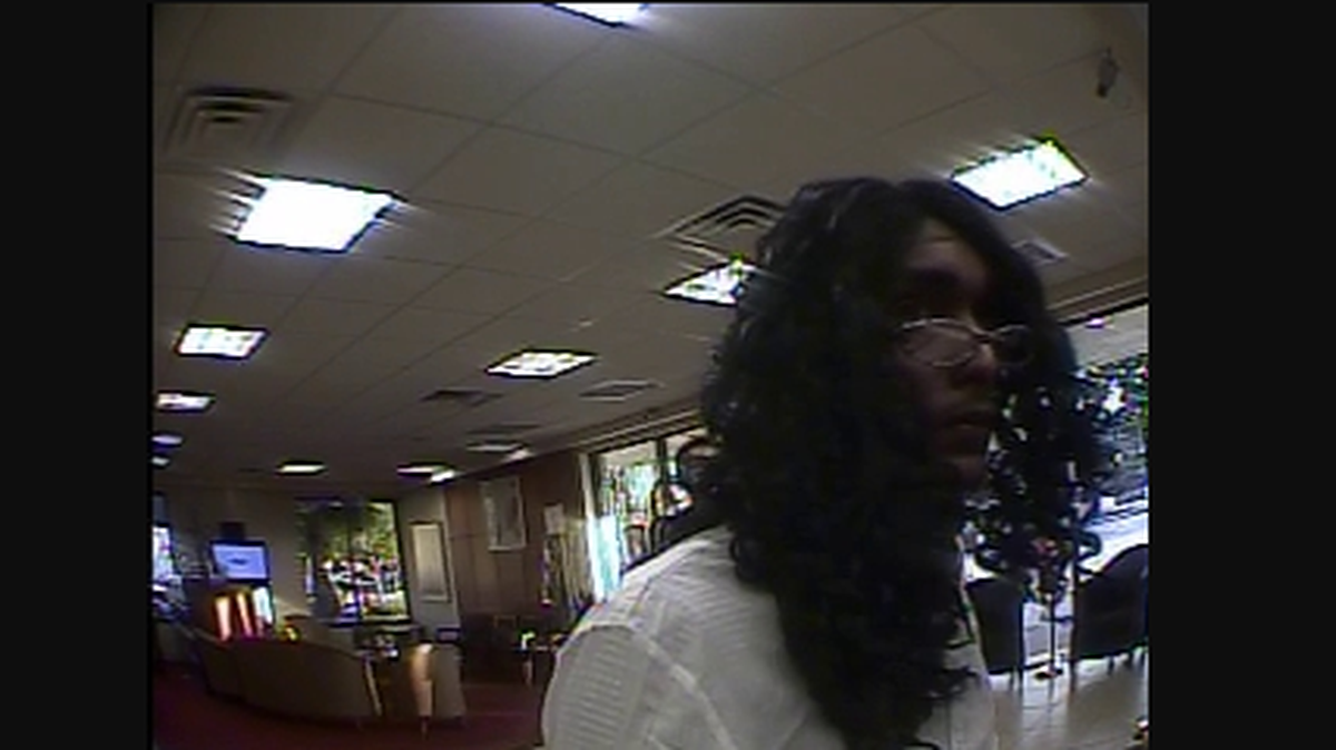 The FBI is looking for this man, who donned a wig and robbed the BB&T Bank on 1455 W. 49th St. in Hialeah on Thursday, Dec. 21, 2017.