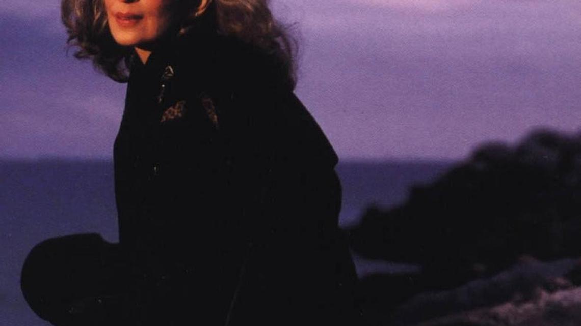 Edna Buchanan, a former Miami Herald crime reporter and best-selling author, in a publicity photo from her 2001 book “You Only Die Twice.”