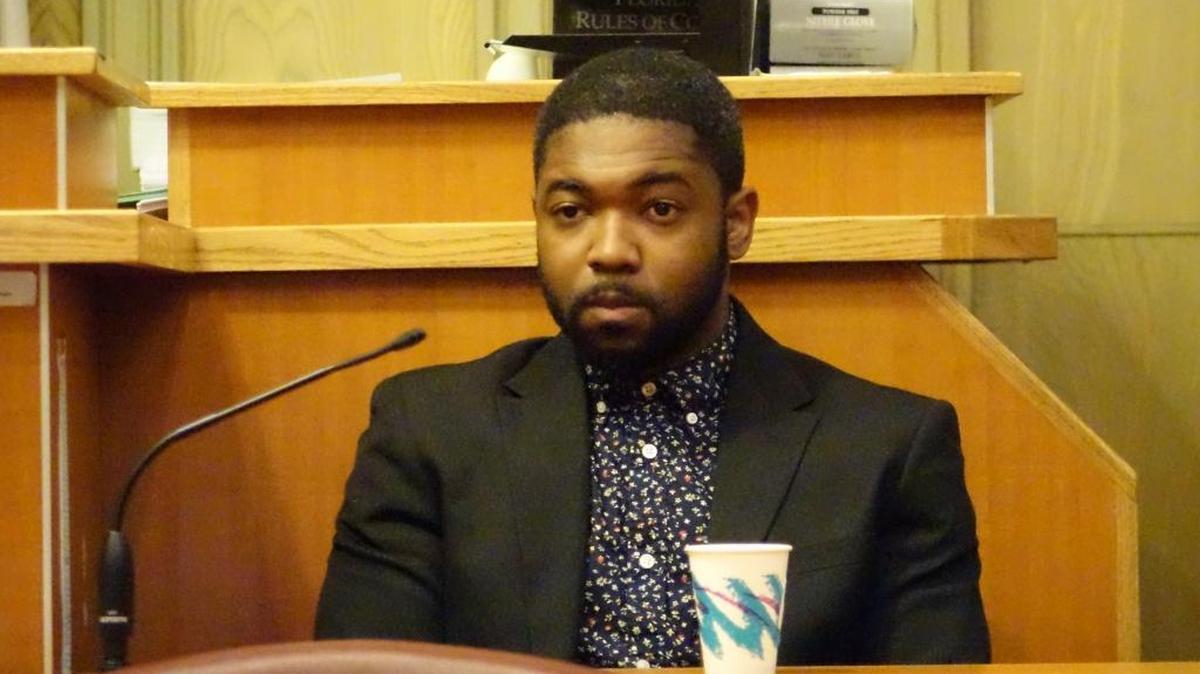 
Miami rapper GhostWridah, whose real name is Troy Jeffery, testified Monday on behalf of the defense in the trial of Baron Colon. The defendant is charged with murdering a Kendall art dealer.
