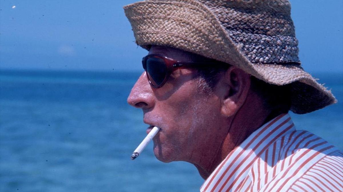 Capt. Bill Curtis, called the “Master Guide of Biscayne Bay,” by photographer and fisherman Pat Ford, pioneered saltwater flat fishing in South Florida. He was an expert in bonefishing and spent 50 years as a flat fishing guide. A box containing his ashes was stolen from a parking lot outside Flanigan’s restaurant in Coconut Grove on Sunday, Jan. 29, 2017.