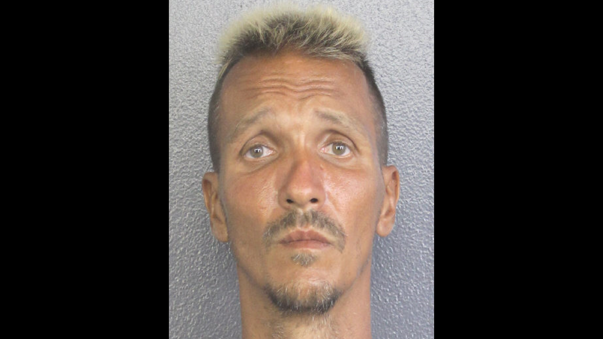 Frederick Thomas Muller, a registered sexual predator, was spotted talking to children near a community center last Thursday, and detectives with the Broward Sheriff’s Office are asking for potential victims to come forward.