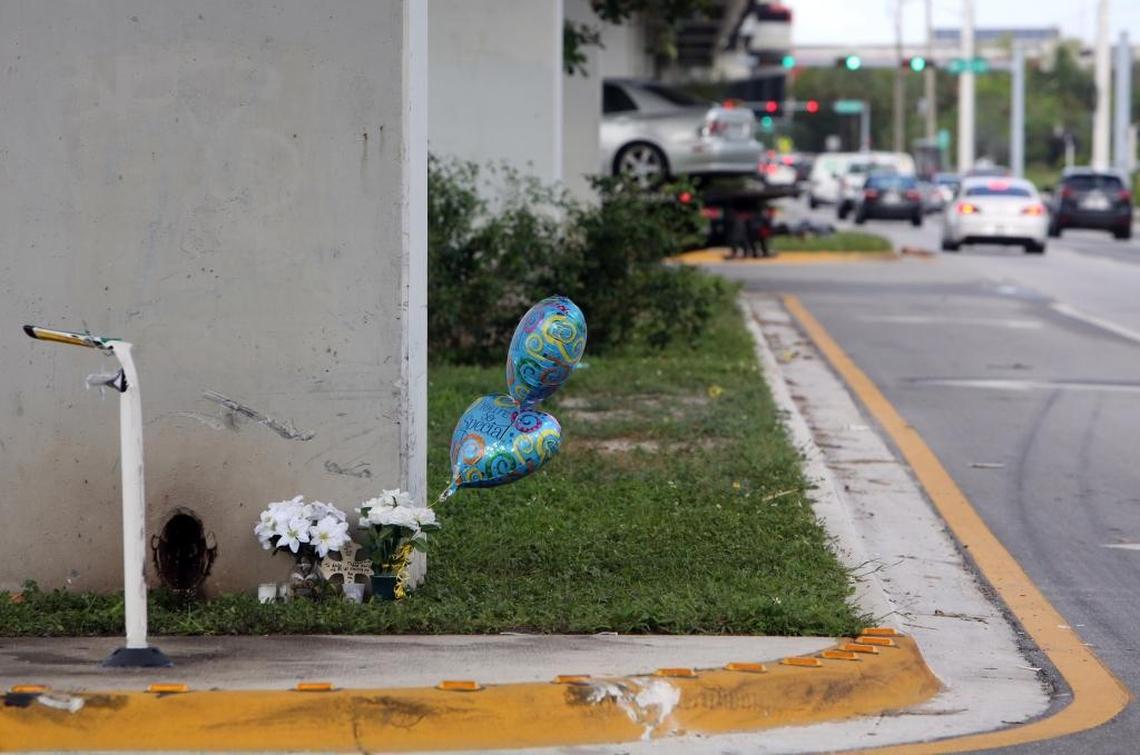 A small memorial at the scene of the shooting at Northwest 35th Avenue and 79th Street where six Hialeah police officers shot and killed Lester J. Machado on Sunday, Oct. 1, 2017.