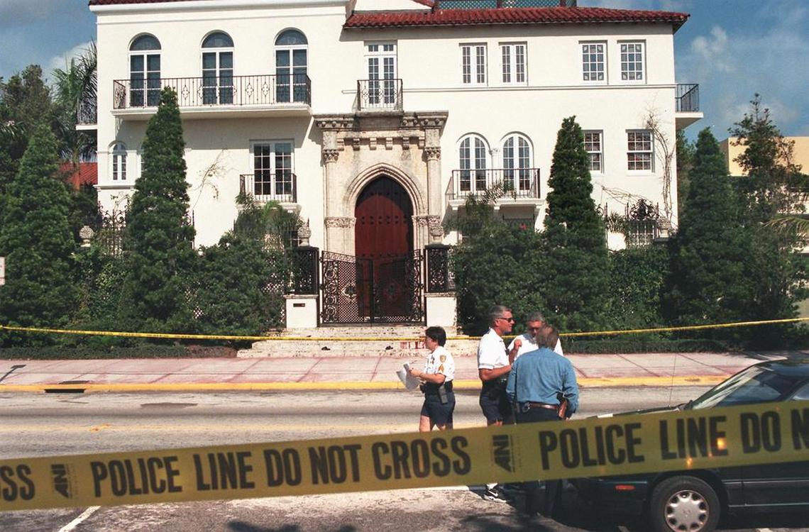 VERSACE DEATH SCENE: Police investigation in front of designer Gianni Versace’s Casa Casuarina mansion on Ocean Drive where the fashion mogul was murdered on the steps of his home on July 15, 1997 by serial killer Andrew Cunanan.