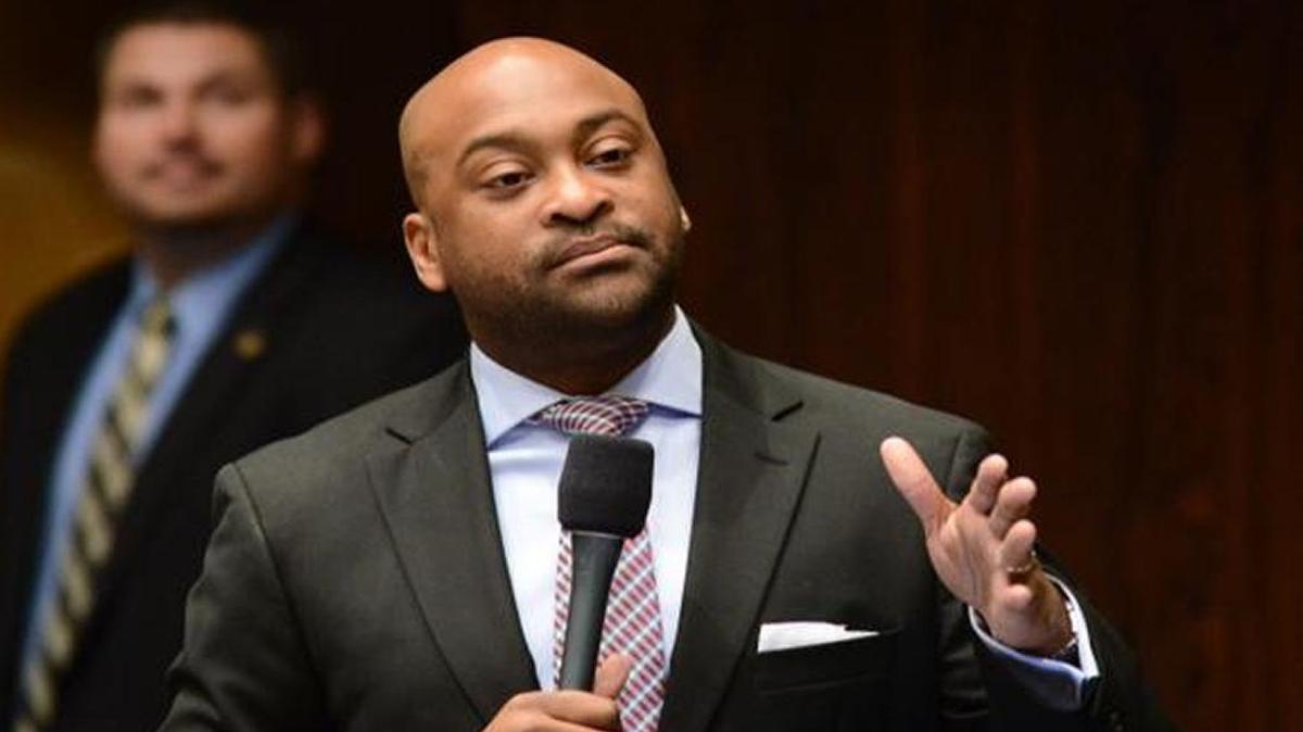 
 Braynon says he was unaware when he appeared before the physical therapy board that his school was starting a program
