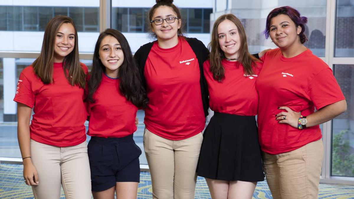 Bank of America selected five Miami-Dade girls as part of its 2016 Student Leaders Program. Katherine Perez, Sara Sarmiento, Caridad Cruz, Deirdre Edward and Donna Murillo each excel academically and also conducted community service projects throughout their high school careers.