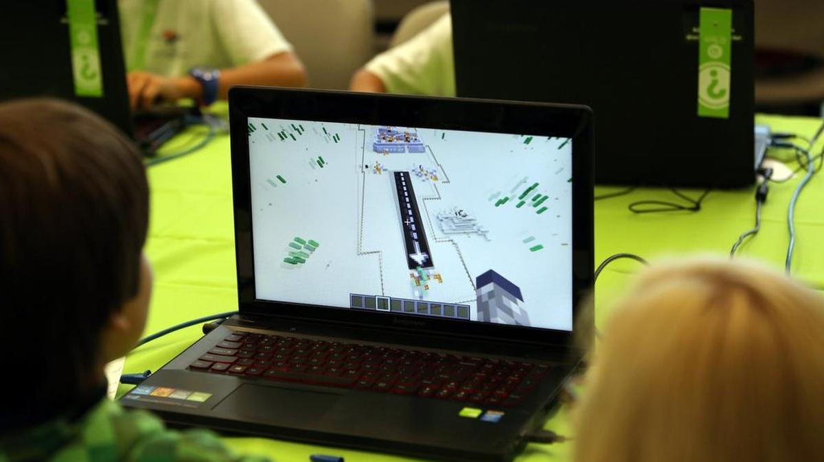 
Campers age 7-17 learn about STEM concepts through designing and playing games like Minecraft at iD Tech Camp at UM.
