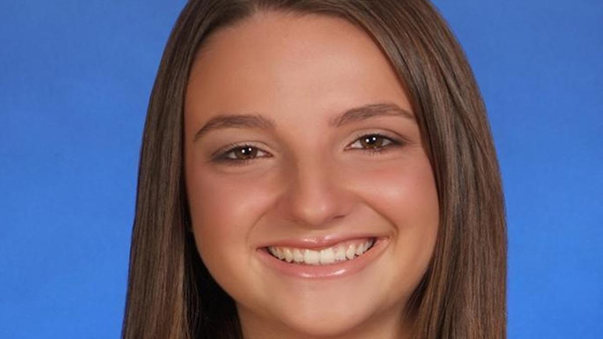 Annie Farrell of Coral Gables High School was recognized by Prudential Financial as the high school state winner in the 2017 Spirit of Community Awards.