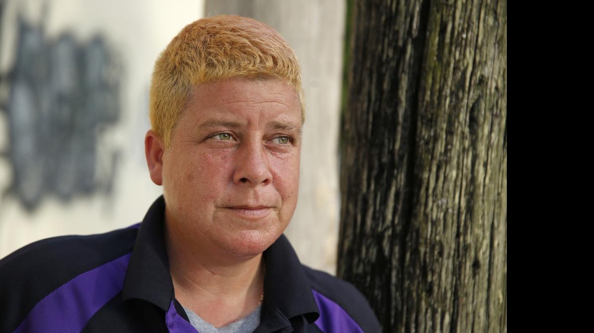 
Kimberly Garrison, a former ITT Tech student, borrowed both private and federal student loans, and has struggled to keep up with two separate monthly payments. Private loans generally lack the flexible repayment options that are available with federal loans. 
