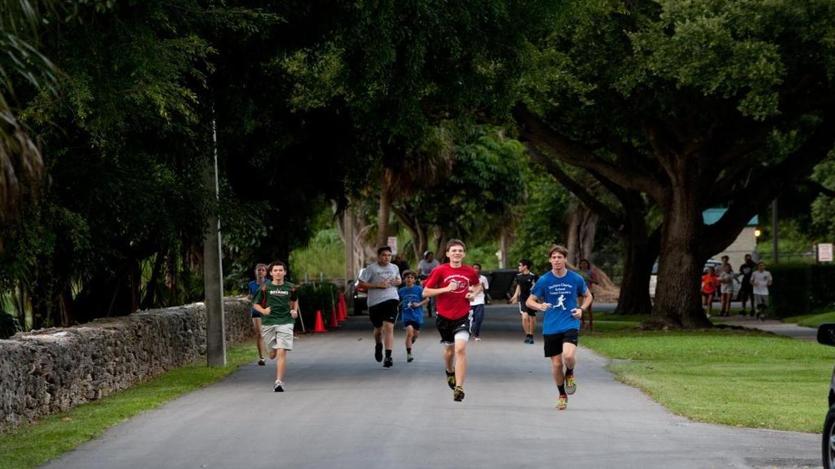Young runners in Miami Shores during a 2013 event. In Florida, many high schoolers can take “virtual” physical education classes that rely on the honor system, raising questions if many are really working up much of a sweat.