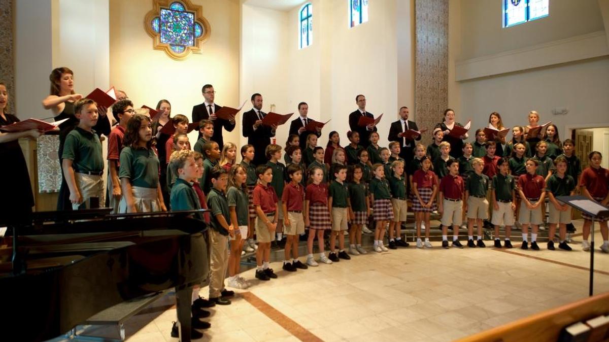 The third, fourth, and fifth-graders of St. Philip’s Episcopal School helped to celebrate art and science through a performance with Seraphic Fire at the school’s church. Seraphic Fire is a Miami-based Grammy-winning vocal ensemble that performs nationwide.