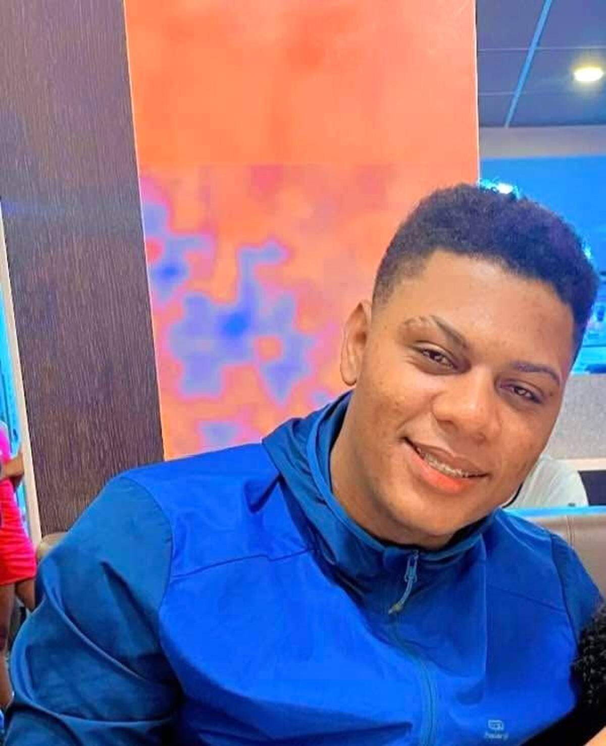 Henry Javier Vargas, 32, originally from Vargas state on Venezuela’s coast, had been living in Aurora, Colorado, for nearly a year when he was detained on January 29. Prior to migrating to the U.S., Vargas spent seven years in Colombia, working as a mechanic in Bogotá. Vargas’s family was able to identify him in a video posted by Salvadoran President Nayib Bukele, showing the detainees arriving in El Salvador. In the footage, his hands are shackled, and his head is bowed in a moment of despair