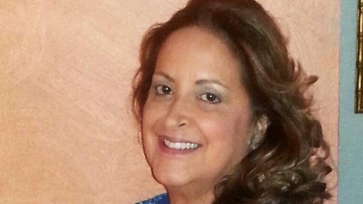 Former Opa-locka grants administrator Delia Kennedy claims in a lawsuit that she was fired from her $60,000-a-year job because she cooperated with the FBI’s investigation of corruption at City Hall.