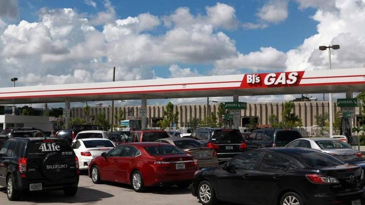 Both GasBuddy and auto club AAA reported Monday that the national average for a gallon of gasoline is $2.33, which is 4 cents lower than last week and 4 cents lower than the same date a year ago.