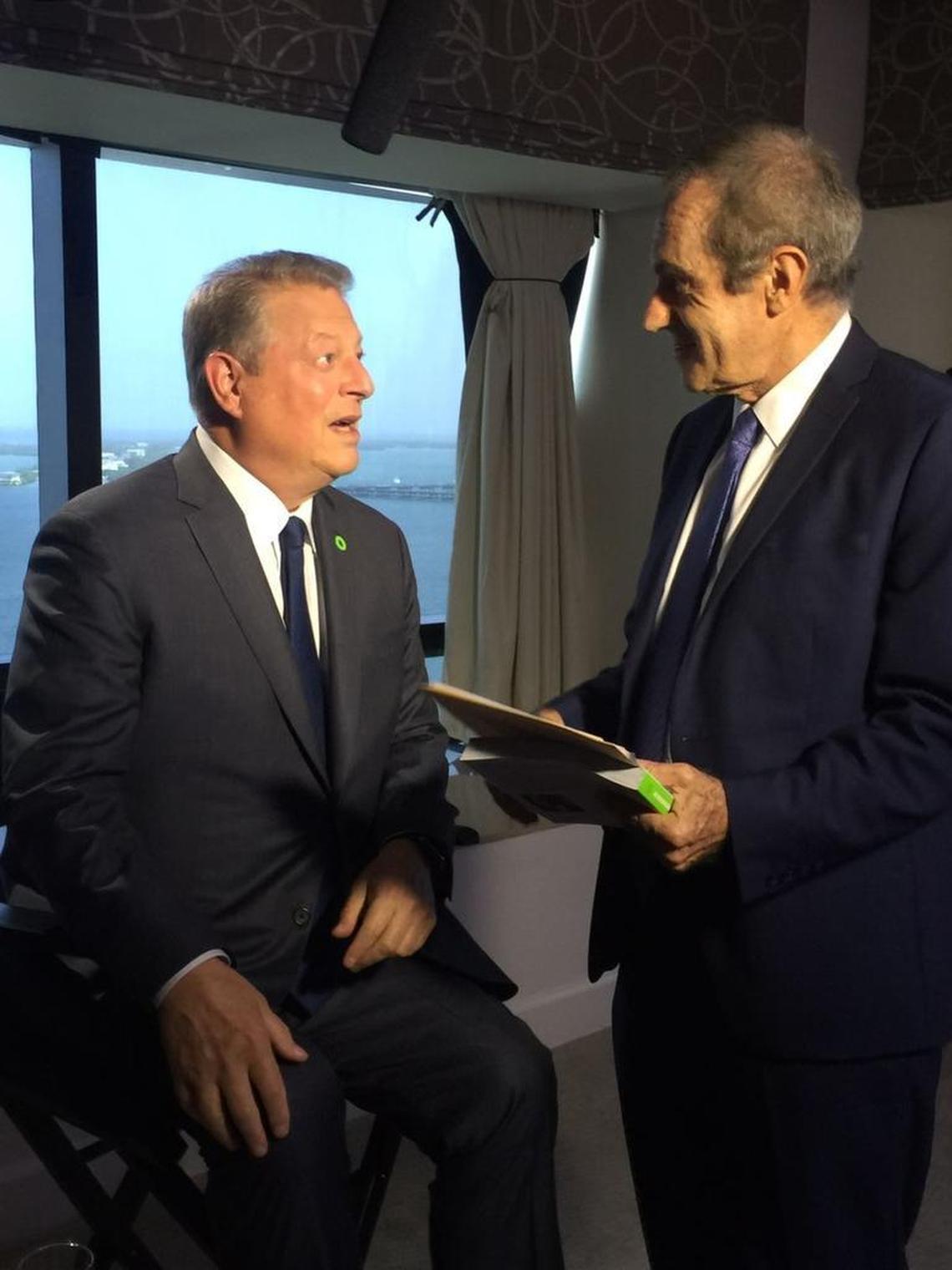Former Vice President Al Gore, left, with Miami Herald columnist Andres Oppenheimer.
