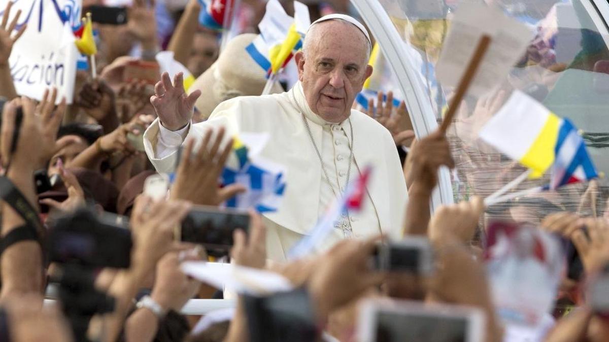 
Pope Francis arrives in his popemobile to celebrate Mass at the Plaza de la Revolucion in Havana on Sunday.
