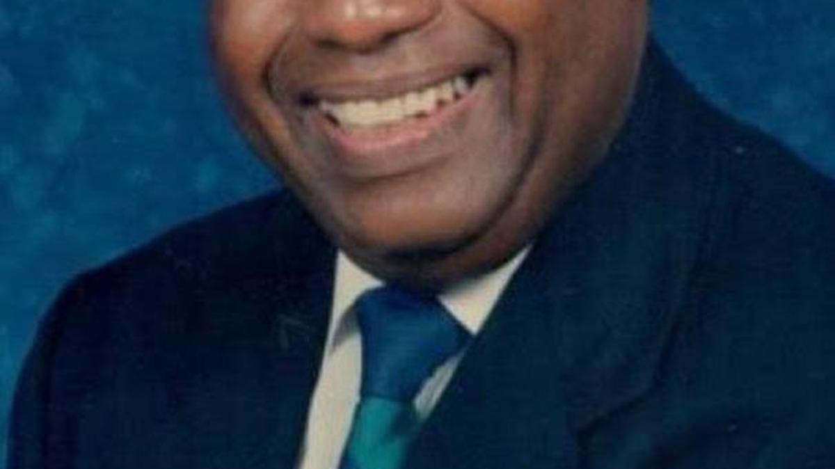 
VETERAN EDUCATOR: Lemmie Deliford spent 35 years in the Miami-Dade County Public School system as an administrator, principal. 
