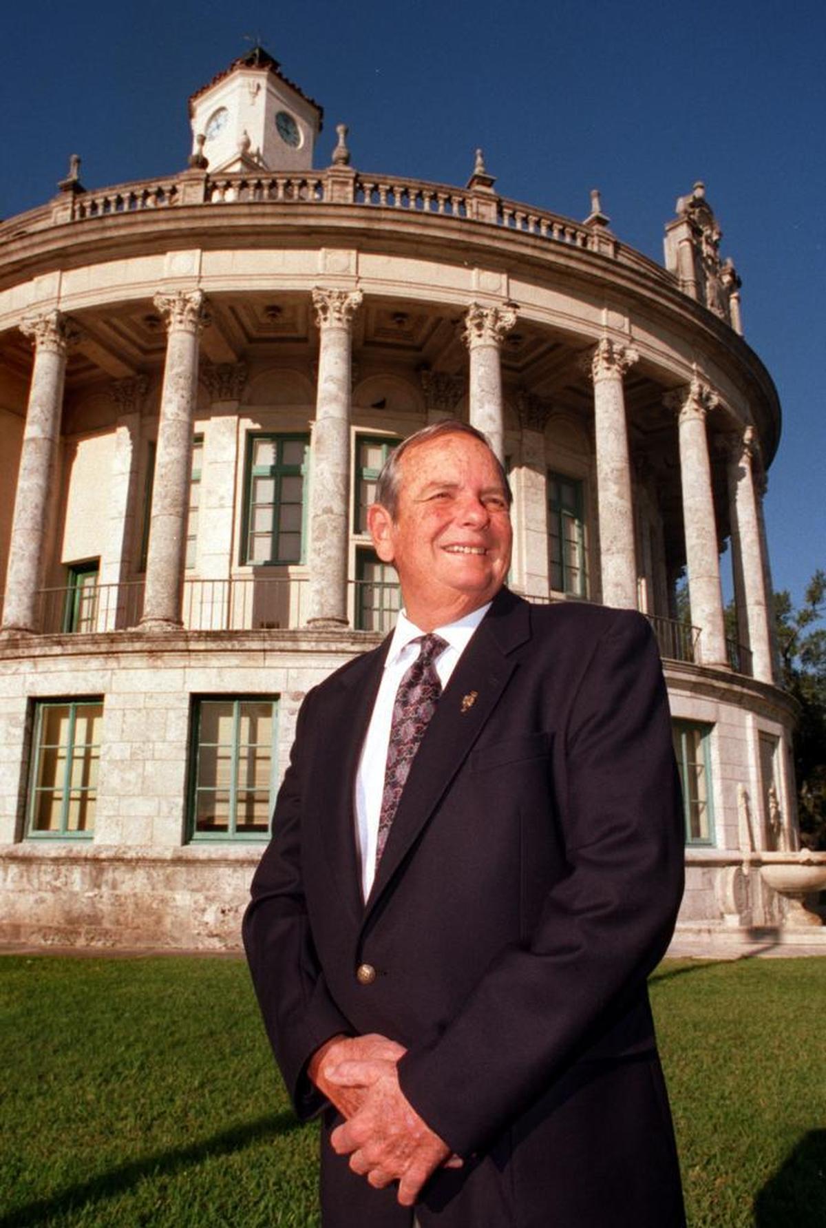 Coral Gables Commissioner William Kerdyk Sr., in front of City Hall in January 1995, spent 28 years serving the city and retired that year. He was married for nearly 50 years to his wife Marlene. He died in 2007.