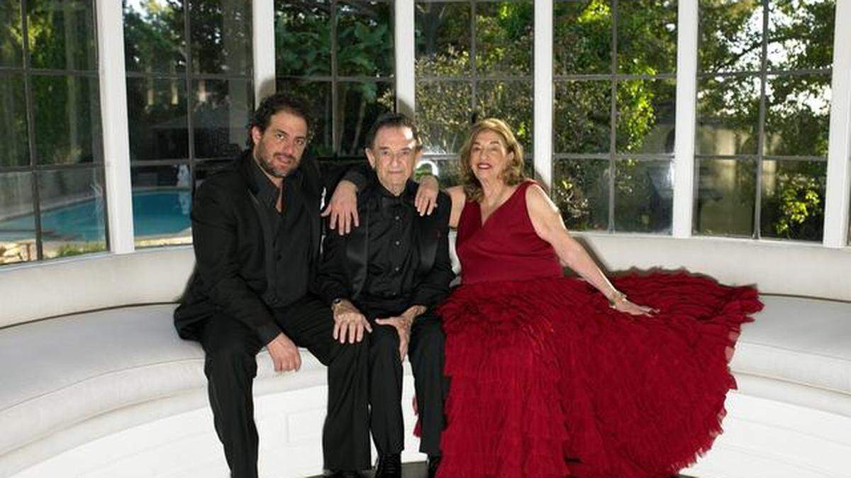 Brett Ratner moved his grandparents, Dr. Mario Presman and wife Fanita, into his Los Angeles home in 2000. “His whole life was dedicated to his family,’ Ratner said for his grandfather’s Miami Herald obituary in 2014.