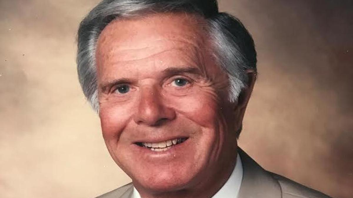 Real estate executive Donald Jacobson, 92, died Nov. 4.