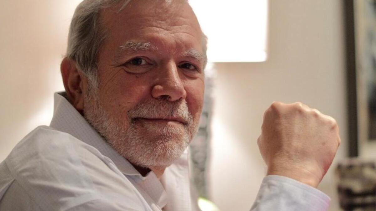 Richard DeWitt served on numerous city boards for Coral Gables, including Economic Development, Charter Review and vice president of the Coral Gables Good Government Committee.