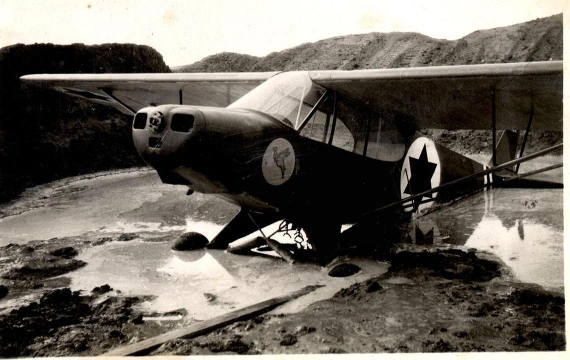 Historical photograph from Gideon Lichtman, who fought in Israel’s war for independence.