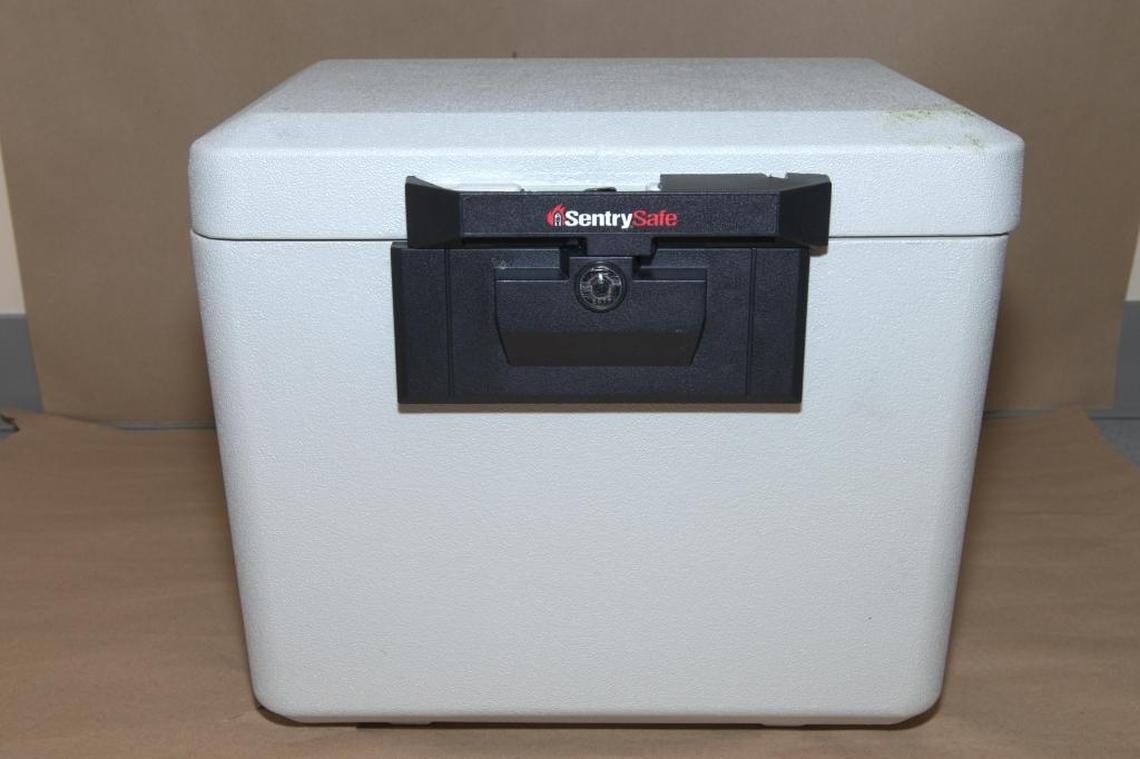 The safe, which contained more than $200,000 and