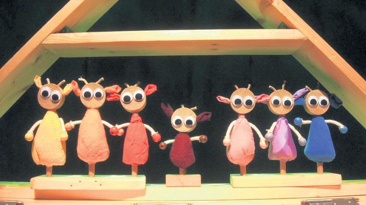 Kids will enjoy free workshops, arts and crafts, and food at International Children’s Day, July 21, at Miami-Dade County Auditorium. Pictured are puppets from the day’s highlight show ‘Siete Cabritillos’ (‘Seven Little Goats’), which will be presented in Spanish by Los Claveles Teatro from Murcia, Spain.