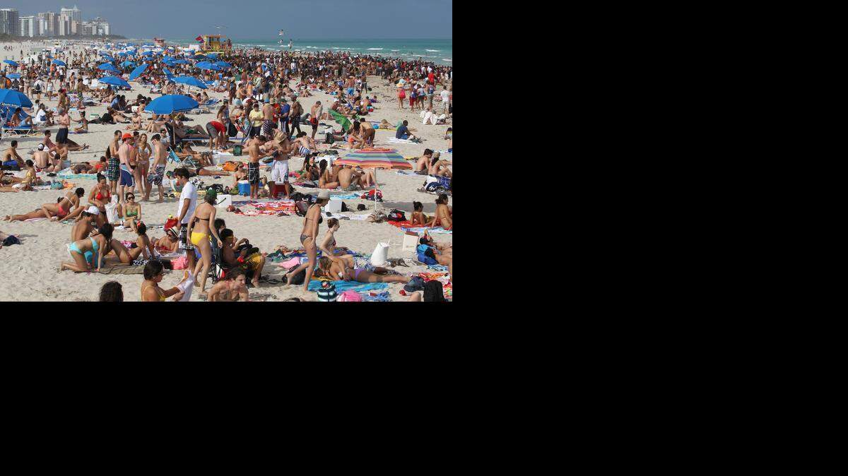 
With South Florida’s upcoming art festivals, the Miami International Boat Show and those wicked snowstorms up north, and local hotels, restaurants — and roadways — are sure to be jammed this Presidents’ Day weekend.
