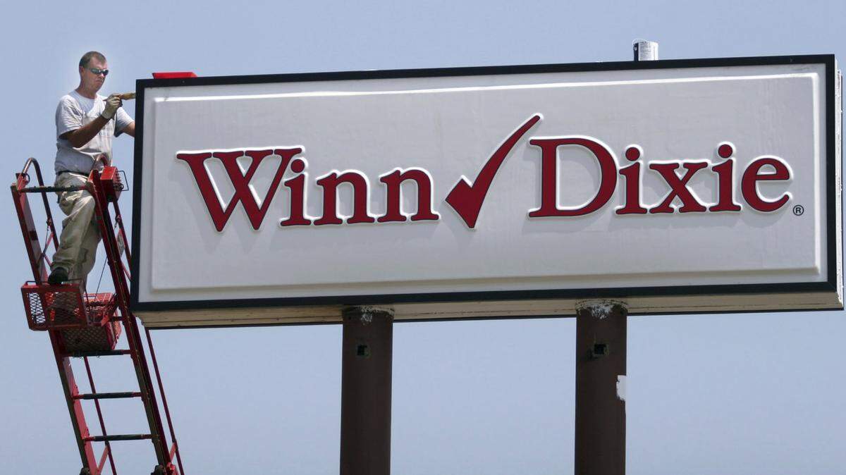 A Winn-Dixie in North Fort Myers, Florida sold a top prize-winning lottery ticket. The ticket won big on March 20, but no one has come forward to claim the prize.
