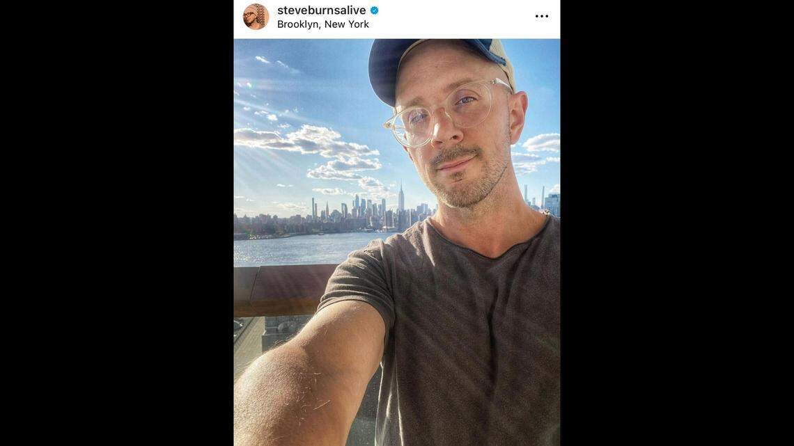 Steve Burns, the actor who portrayed Steve on Nickelodeon’s Blue’s Clues, checked in with fans on TikTok.