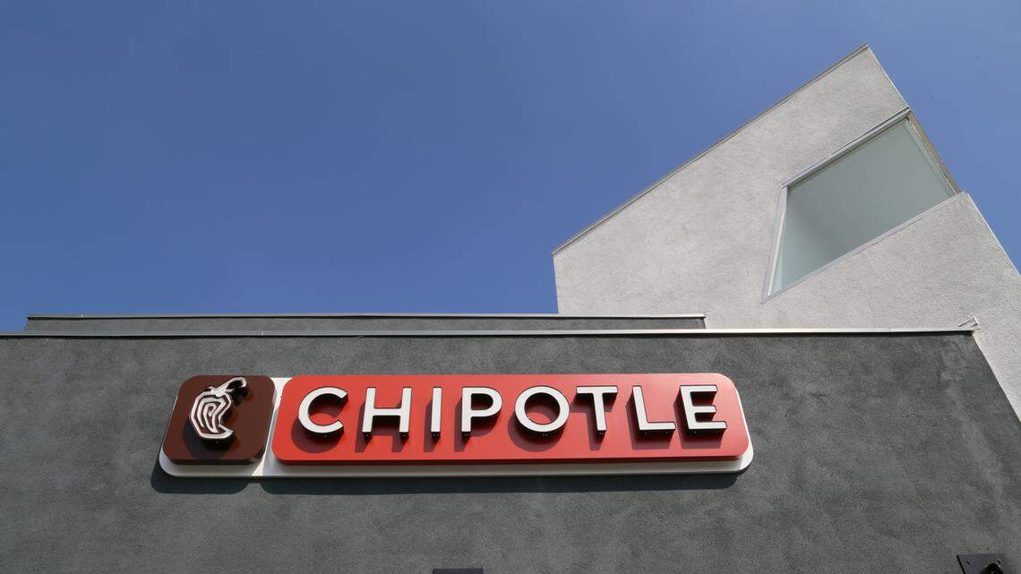 Chipotle plans sixth location in Manatee County. Here’s where new restaurant will go